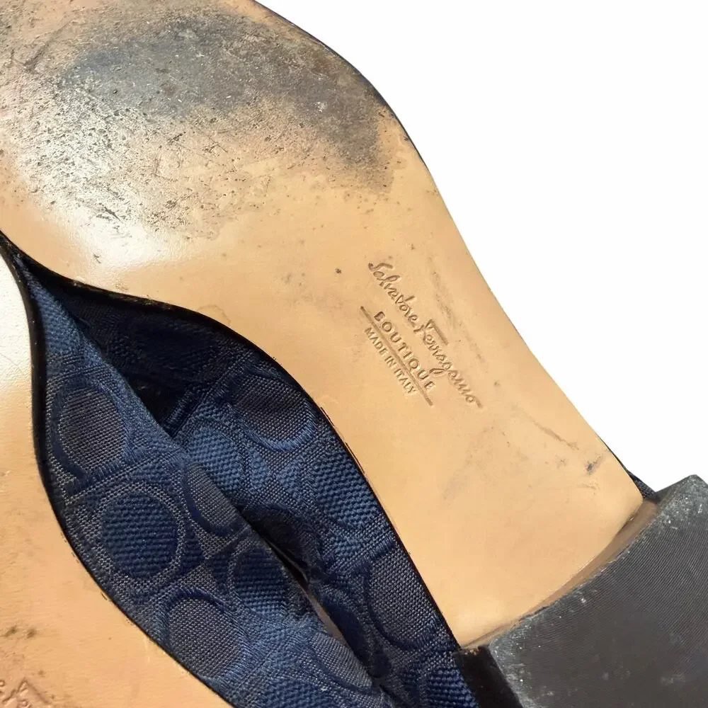 Vintage Salvatore Ferragamo Brown Navy Gancini Block Heel Loafer Womens Size 7.5